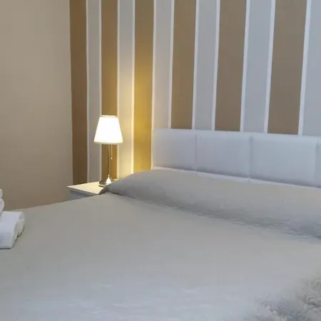 Cconforthotels R&b Dolci Notti Гостьовий будинок